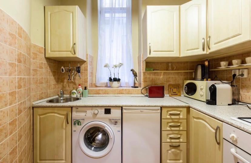 Cherry Blossom Designer Apartment In The Center With Free Parking Budapest Exterior foto