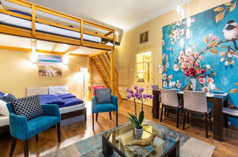 Cherry Blossom Designer Apartment In The Center With Free Parking Budapest Exterior foto
