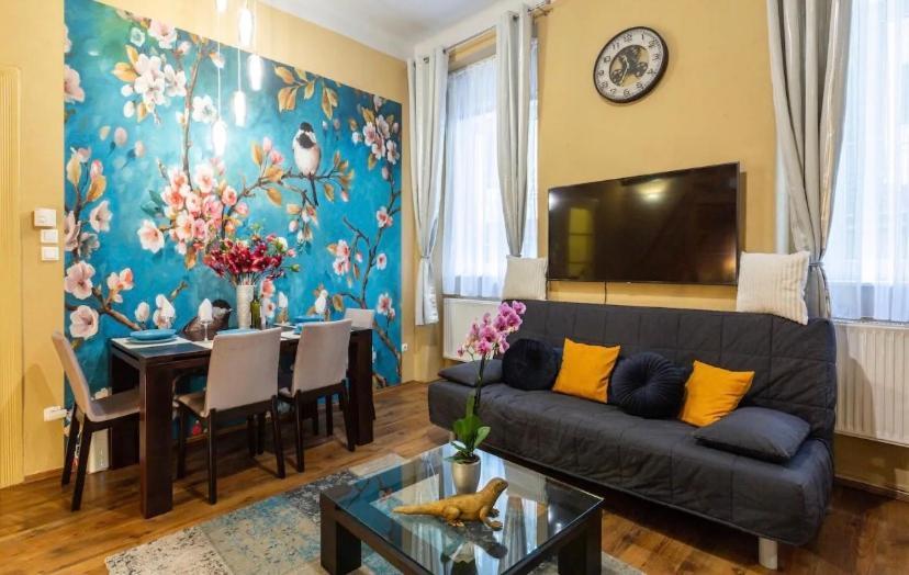 Cherry Blossom Designer Apartment In The Center With Free Parking Budapest Exterior foto