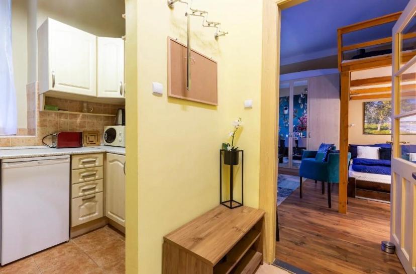 Cherry Blossom Designer Apartment In The Center With Free Parking Budapest Exterior foto